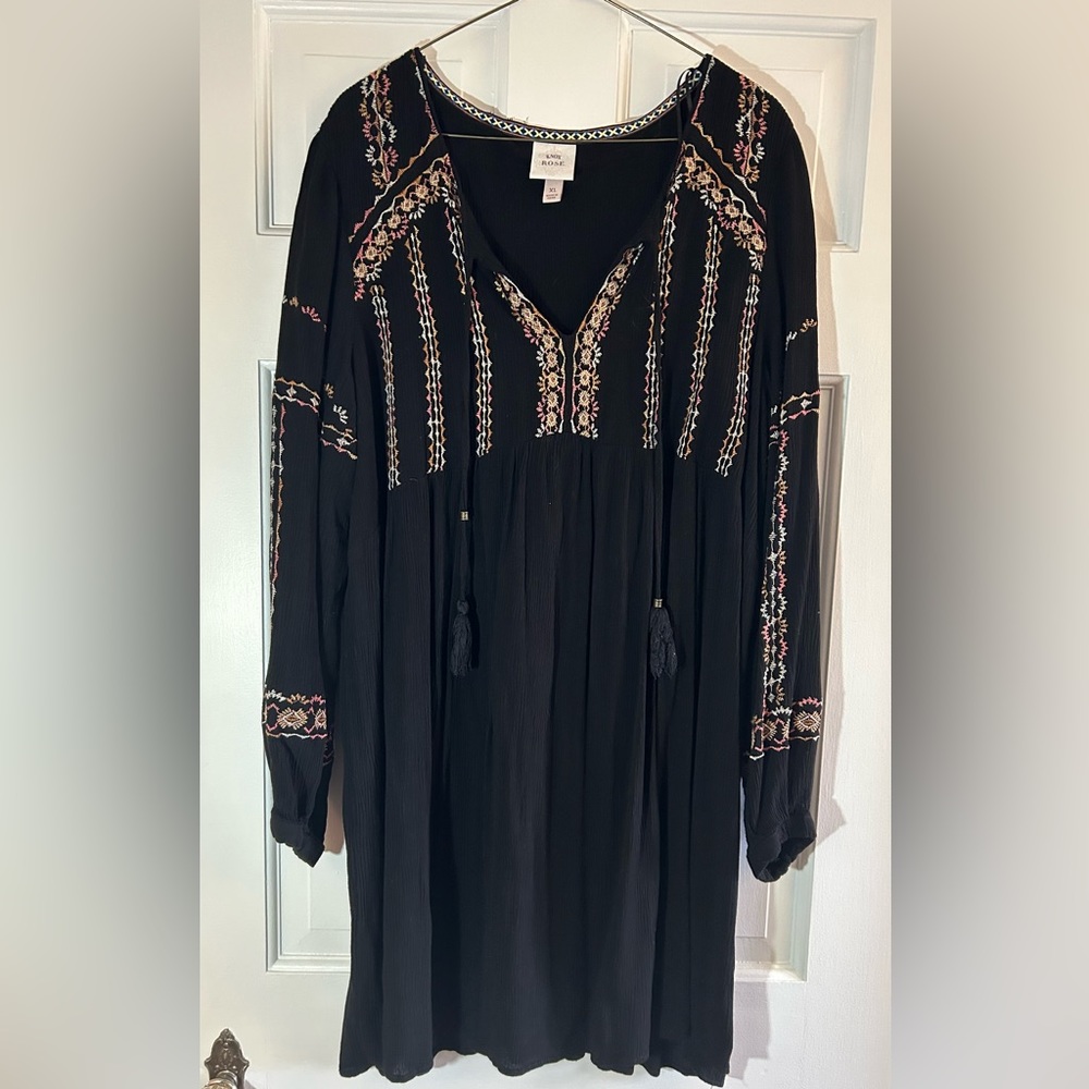 Knox Rose embroidered dress